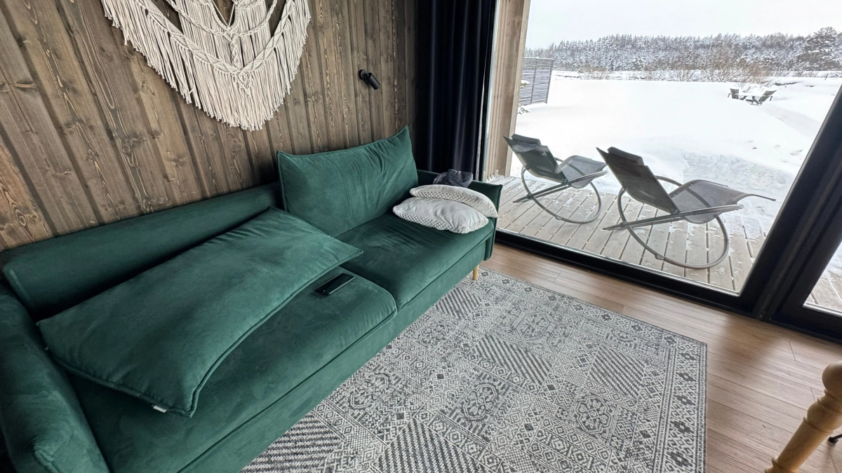 Ковер становится таким чистым, что жалко наступать: убираю всю грязь за несколько минут - спасает всего одна мелочь