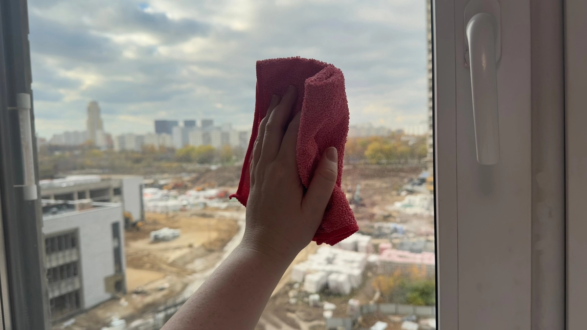 Перестала мыть окна: покрываю защитным составом один раз - грязь и пыль больше не липнут