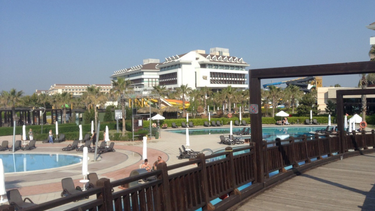 Визы отменили, границы открыли: 15 лучших направлений для лета-2026 без нервов