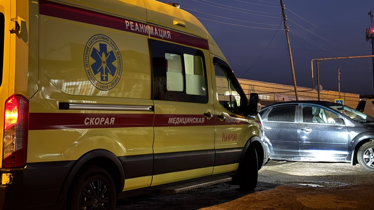 В Кирове 18-летнему юноше нанесли тяжелые увечья ударом сзади по голове