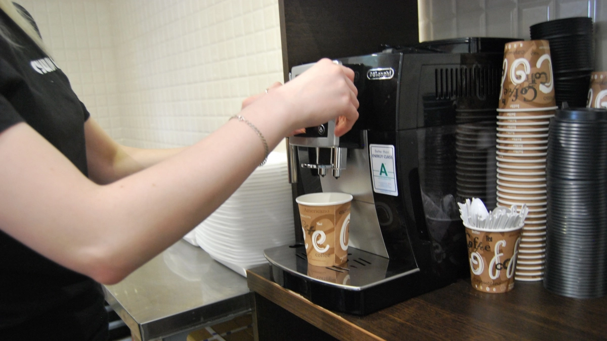 Кировчане оставили в ресторанах и кафе более 4 миллиардов рублей за два месяца