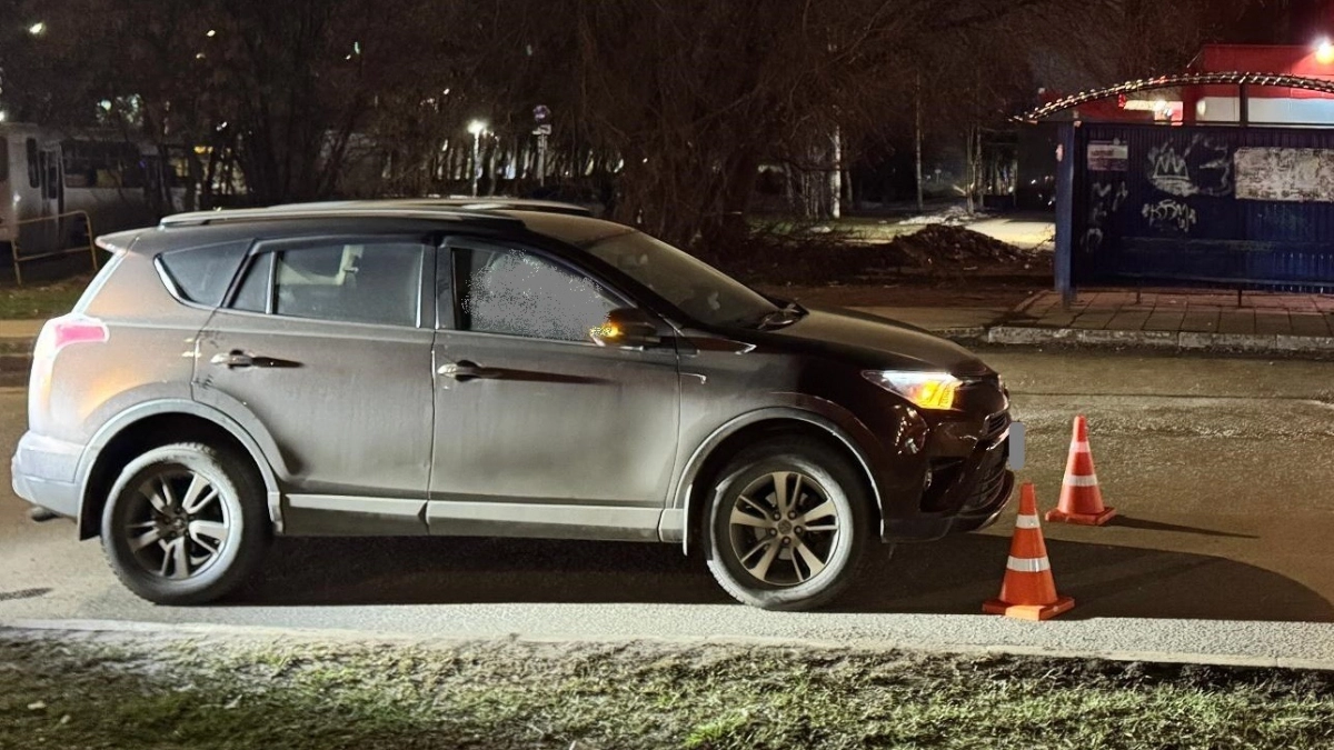 В Кирове женщина за рулем кроссовера сбила несовершеннолетнюю девушку