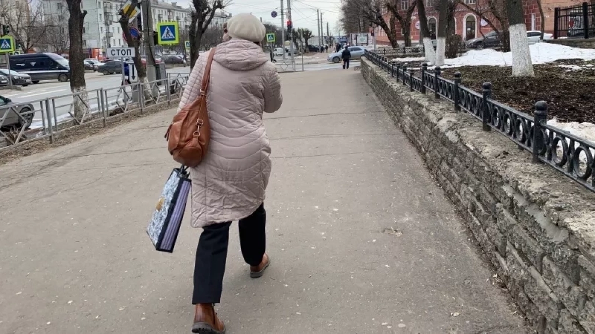 Кировчанка одной подписью петиции потеряла все свои сбережения