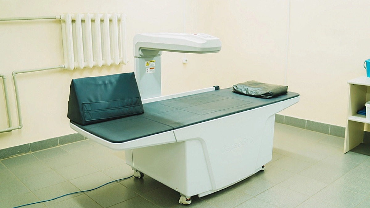 Еще 11 денситометров поставят в медучреждения Кировской области