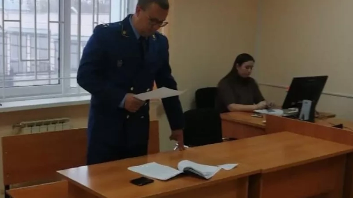 Мать из Тужи задолжала сыну более миллиона рублей рублей и отправилась в колонию