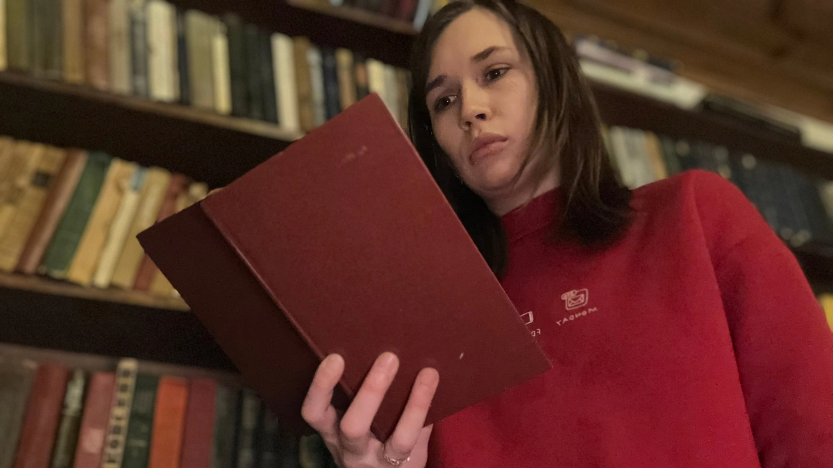 Лучше не говорить "здравствуйте", "приветствую" и "не за что" - вот что не так с этими привычными фразами