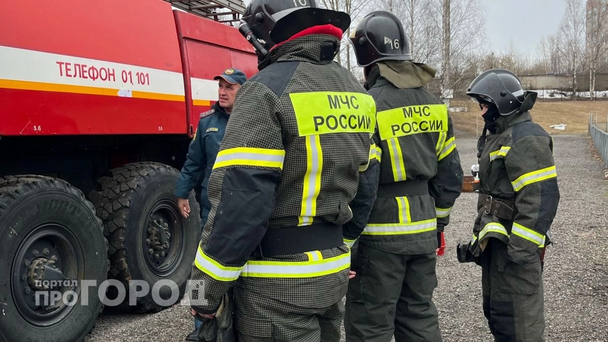 22 огнеборца тушили два крупные пожара в Кирово-Чепецком районе 