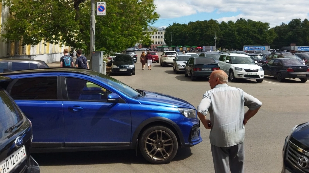 В ГАИ напомнили требования для водителей старше 60 лет: до какого возраста можно управлять машиной