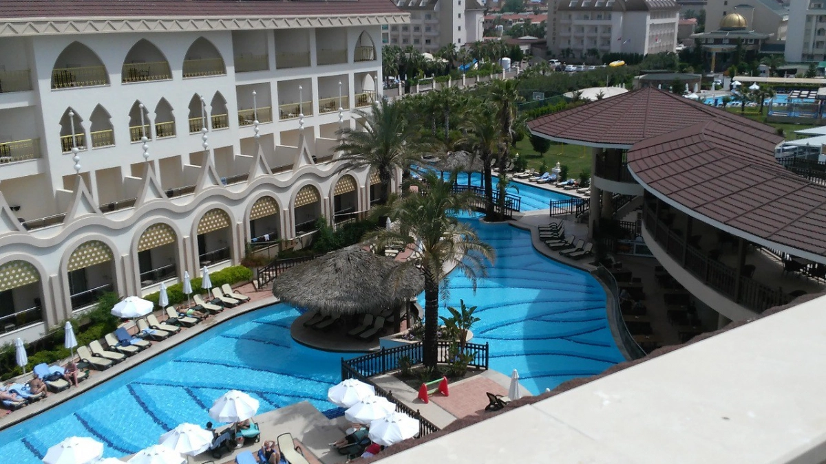 Тратите деньги впустую? 3 вещи, на которых нельзя экономить в Турции — иначе отдых в трубу