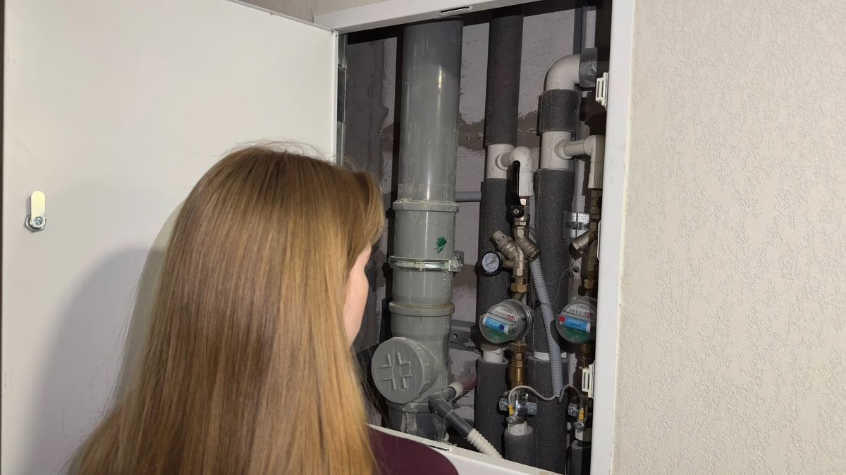 Одна фраза, после которой мастер ЖКХ приедет сразу, а не через три дня