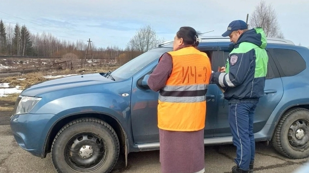 Железнодорожники организовали рейды на переездах в Кировской области