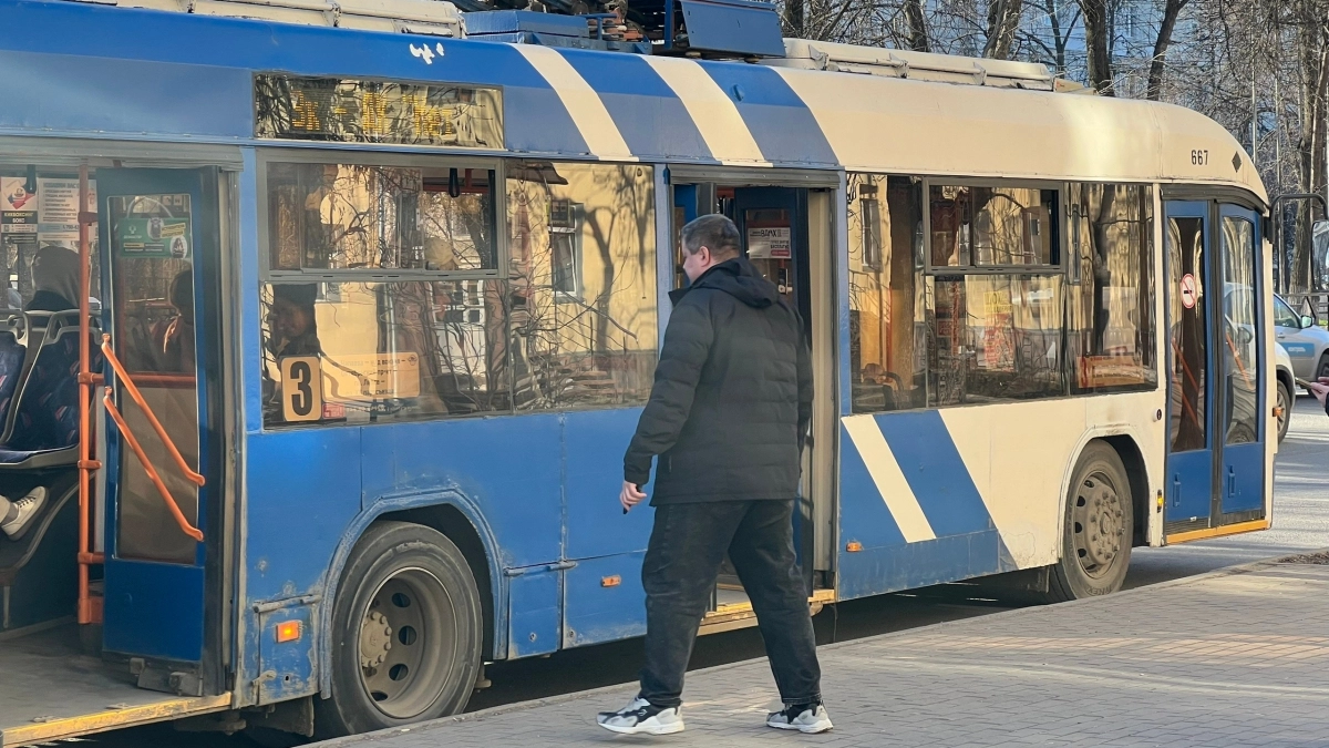 В Кирове массово изменят маршруты автобусов и троллейбусов на один день