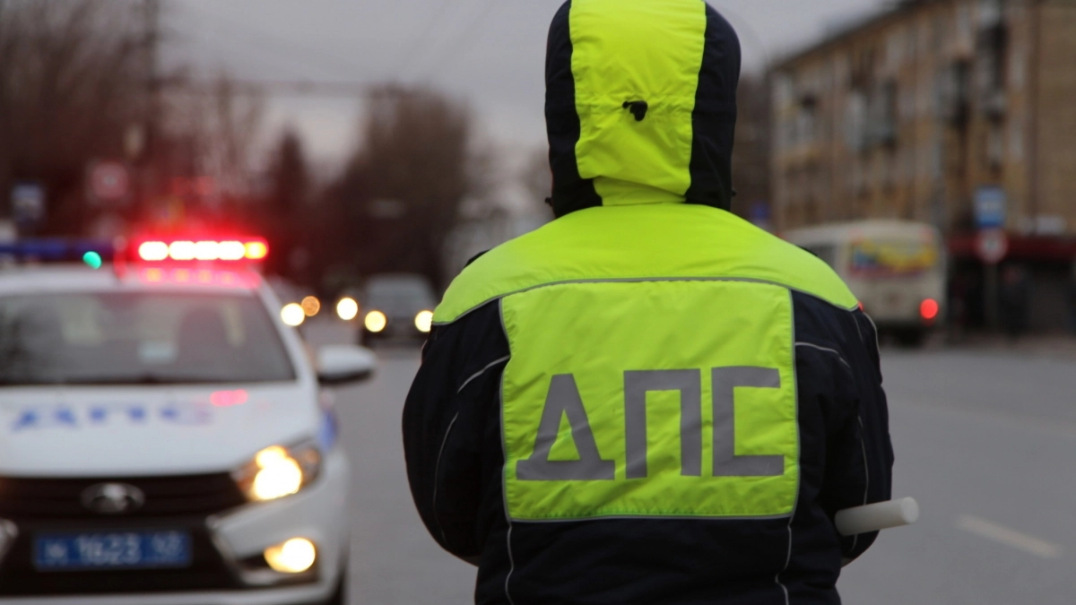 Не попадись в ловушку ГАИ: зачем инспектор спрашивает «Куда едете?» и какой ответ надо дать