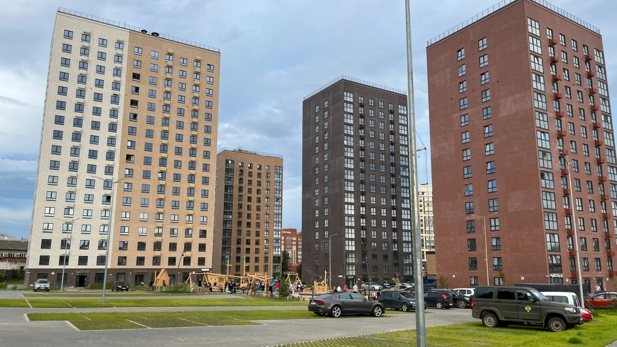 Тревожный тренд: в регионе РФ покупатели в полтора раза чаще отказываются от квартир в новостройках