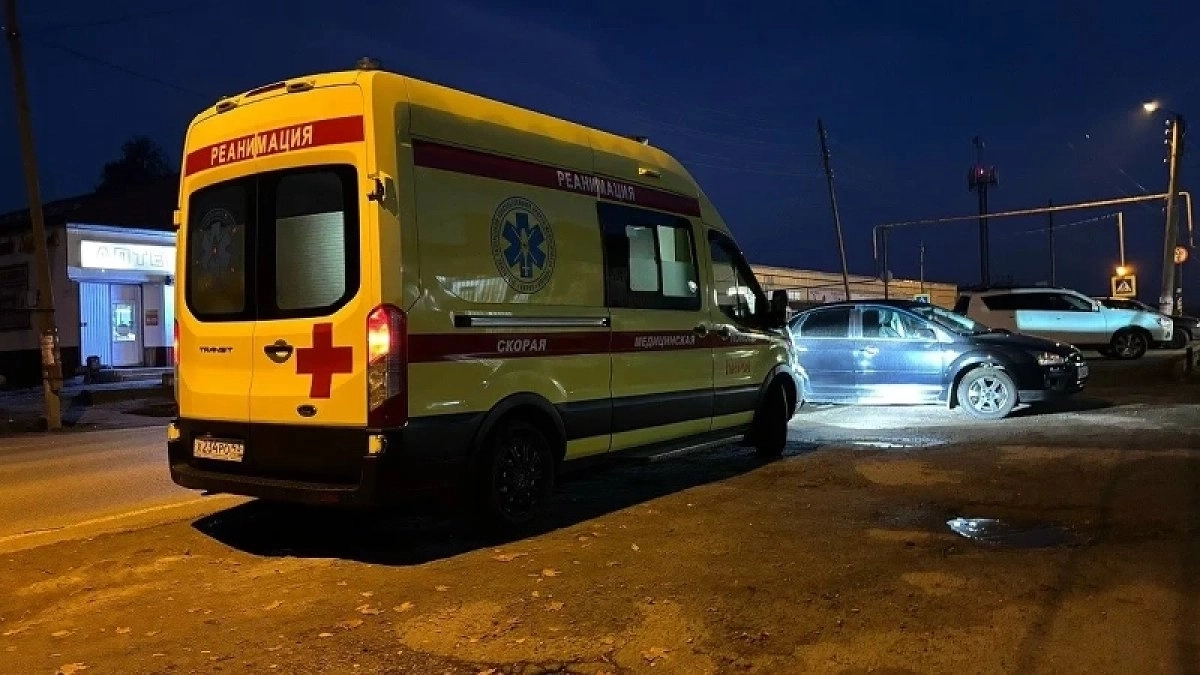 В Кирове на Преображенской с высоты упал мужчина