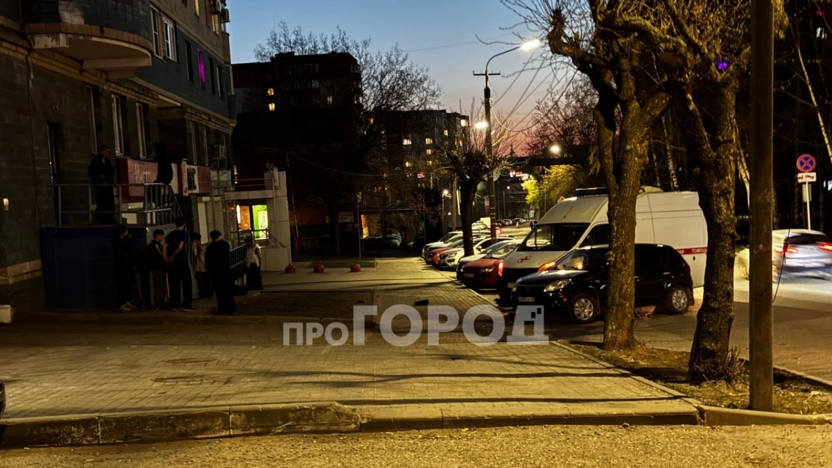 В СК России прокомментировали обнаружение тела мужчины у многоэтажки в Кирове