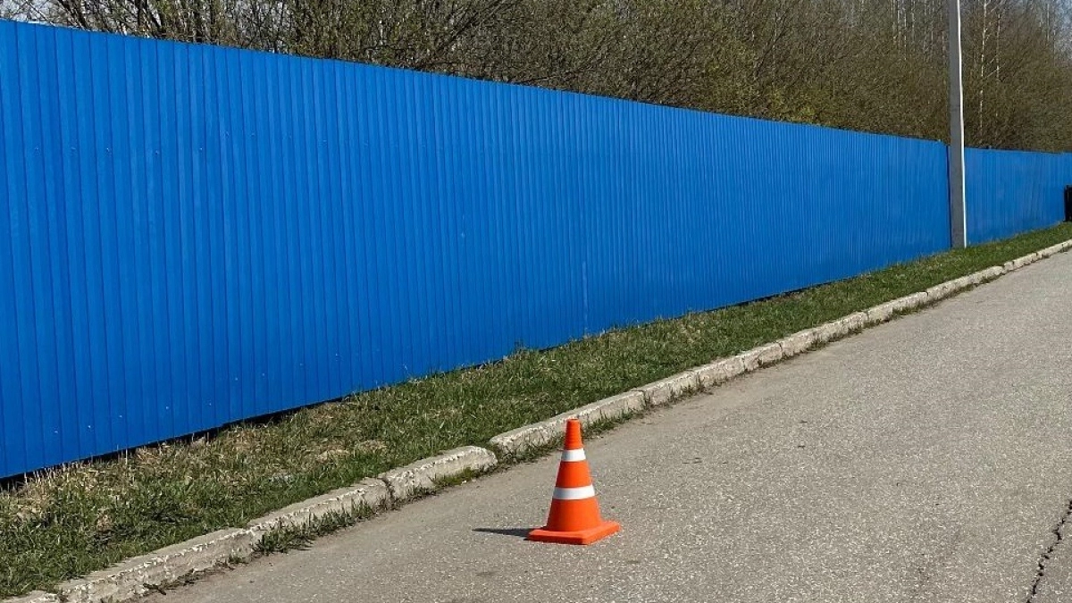 На окраине Кирова неизвестный лихач сбил человека и скрылся, начался розыск