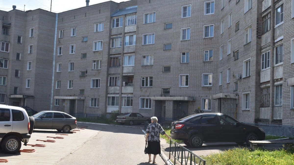 Каких людей не стоит приглашать в свой дом, даже если это близкие родственники: цитата Харуки Мураками