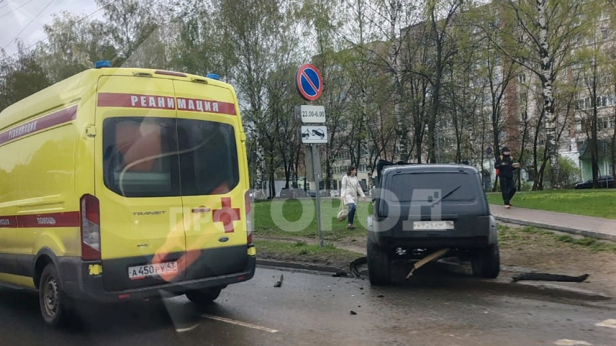 В Кирове один человек пострадал в жесткой аварии на улице Московской