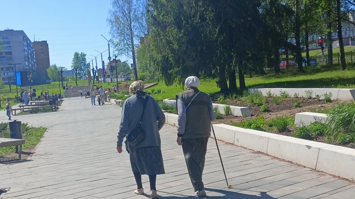 В Кировской области хотят ввести ежемесячные выплаты для бабушек и дедушек