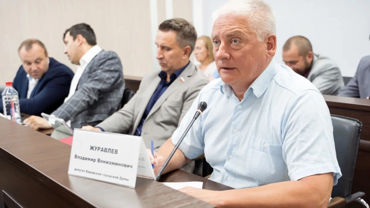 Владимир Журавлёв потребовал возбудить уголовные дела по факту срыва сроков при строительстве школ