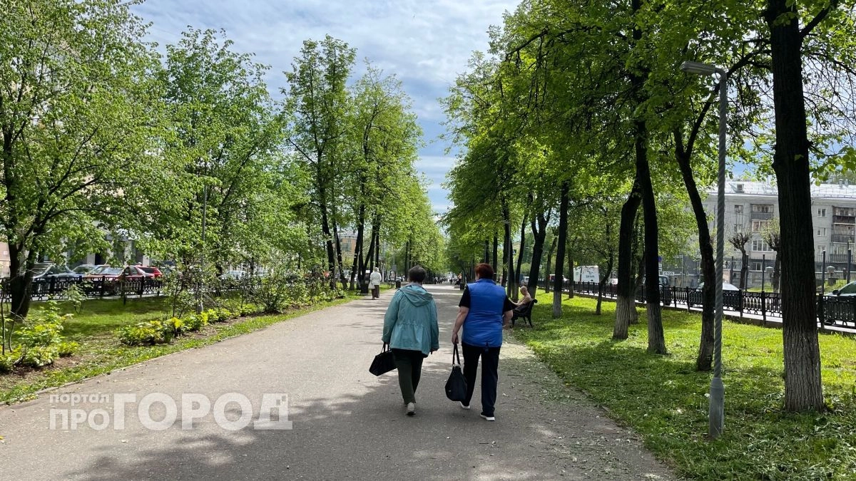 Пенсионерка из Оричевского района потеряла деньги после установки приложения