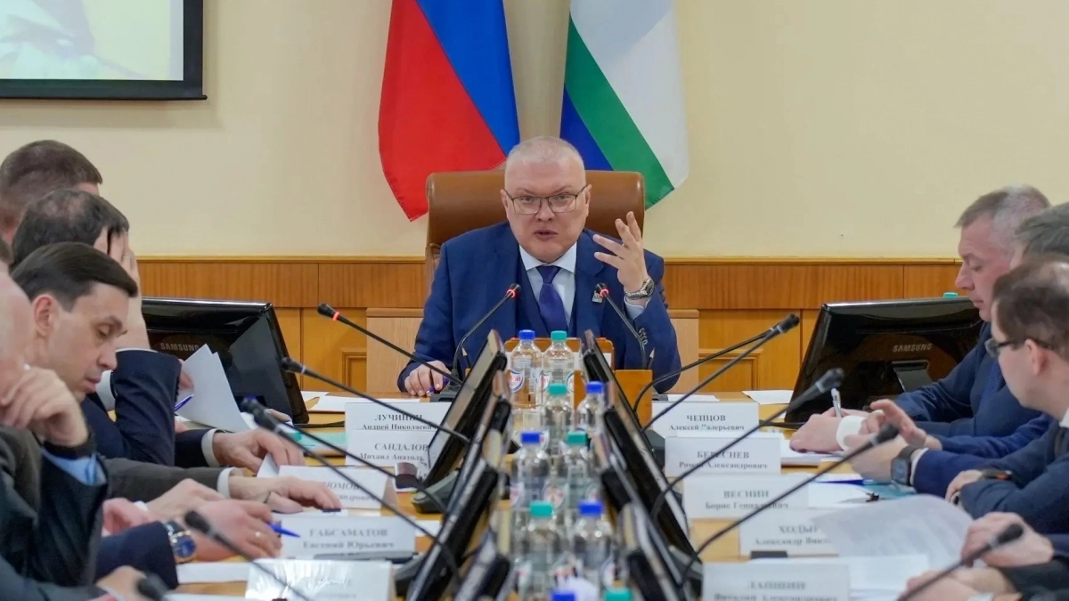 Губернатор прокомментировал шквал жалоб на работу городского транспорта в Кирове