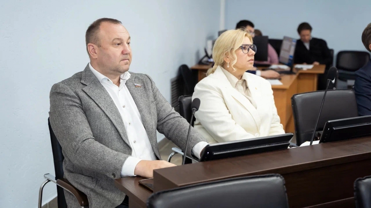Александр Никулин: «Кировские чиновники, забыв о своих прямых обязанностях, занимаются политикой?»