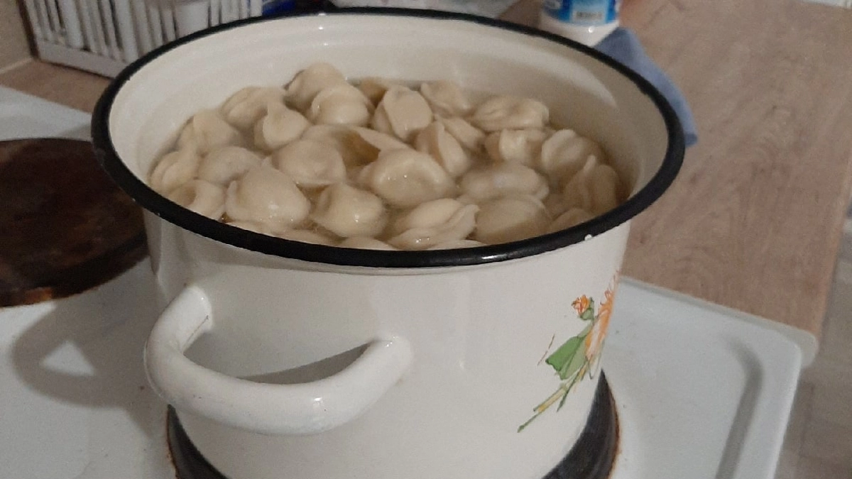 Закиньте это в кастрюлю - и пельмени получатся вкуснее всех блюд на свете: не лук и не перец