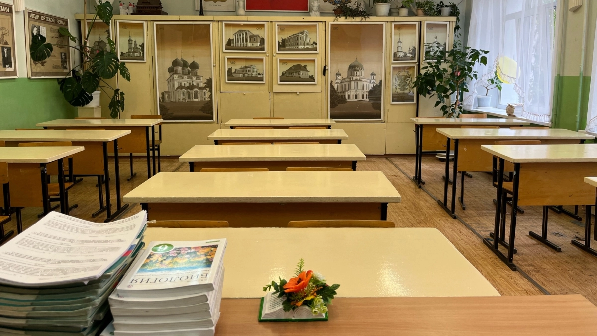 В Кирове пустующий корпус физико-математического лицея отдадут под школу