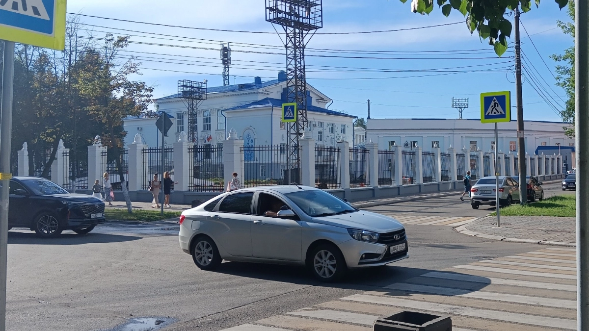 В Кирове два перекрестка по улице Казанской станут зонами раскопок
