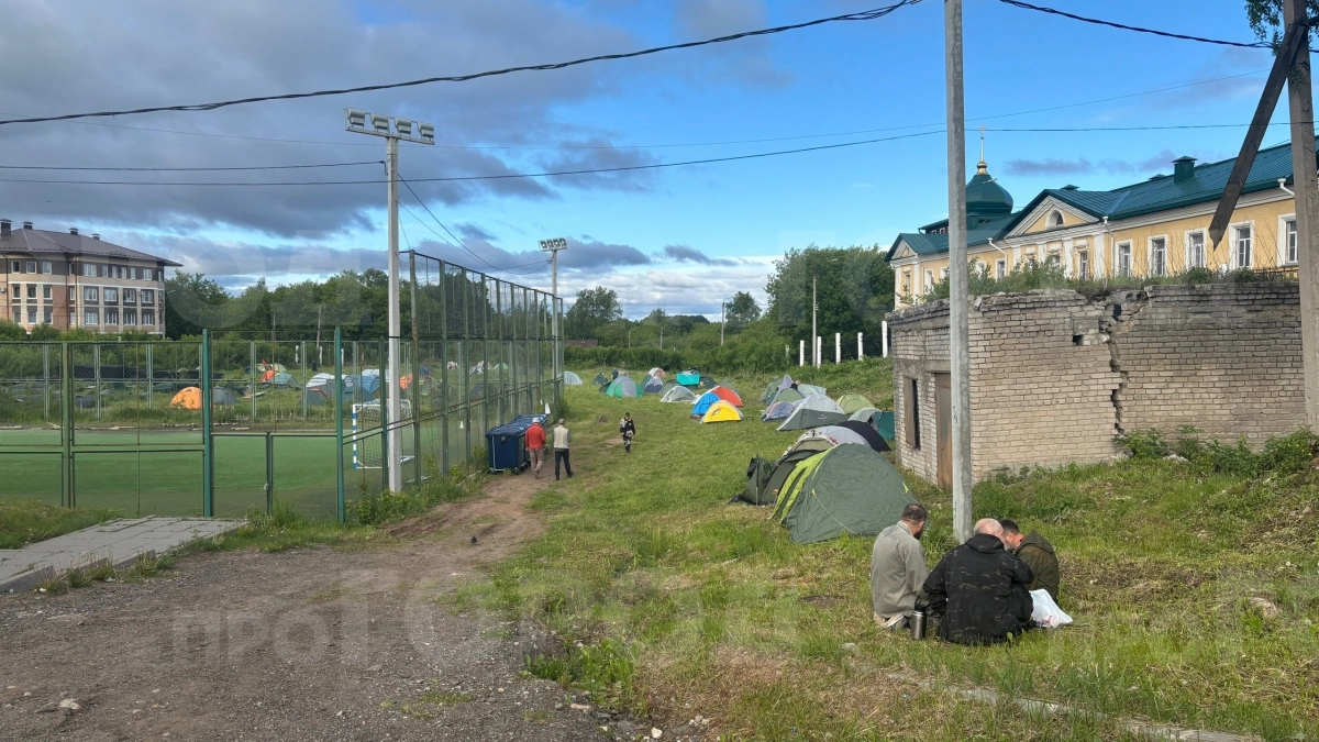 От Сочи до Комсомольска-на-Амуре: верующие со всей России съехались в Киров, чтобы отправиться в Великорецкий крестный ход