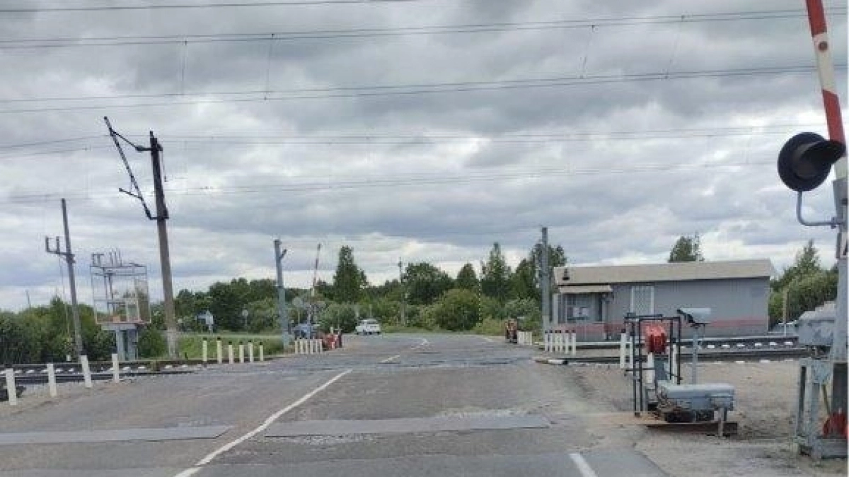 В Кировской области назначен ремонт двух переездов, движение по трассе ограничат