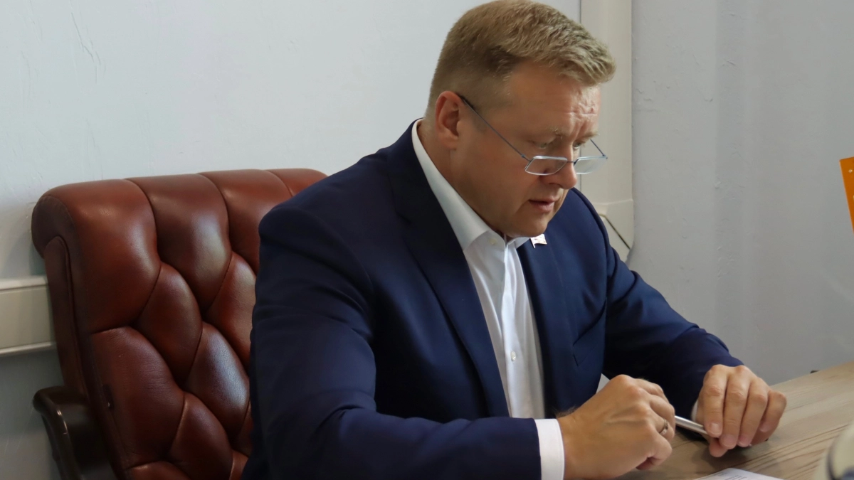 Бывшего российского губернатора будут судить за взятки на 270 миллионов рублей