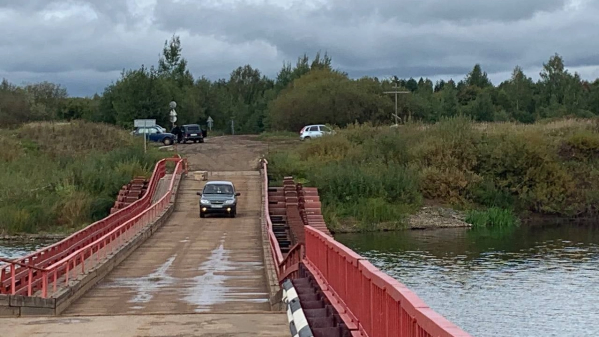 В Кирово-Чепецке открыли движение по наплавному мосту через реку Чепцу