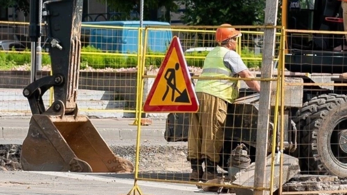В Кирове из-за коммунальной аварии ограничивают движение у Центрального рынка