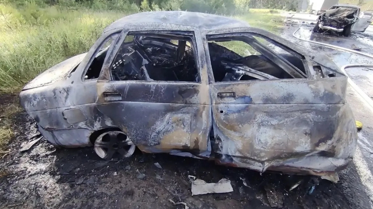 Сгоревшим в страшном ДТП на трассе в Нолинском районе оказался молодой мужчина