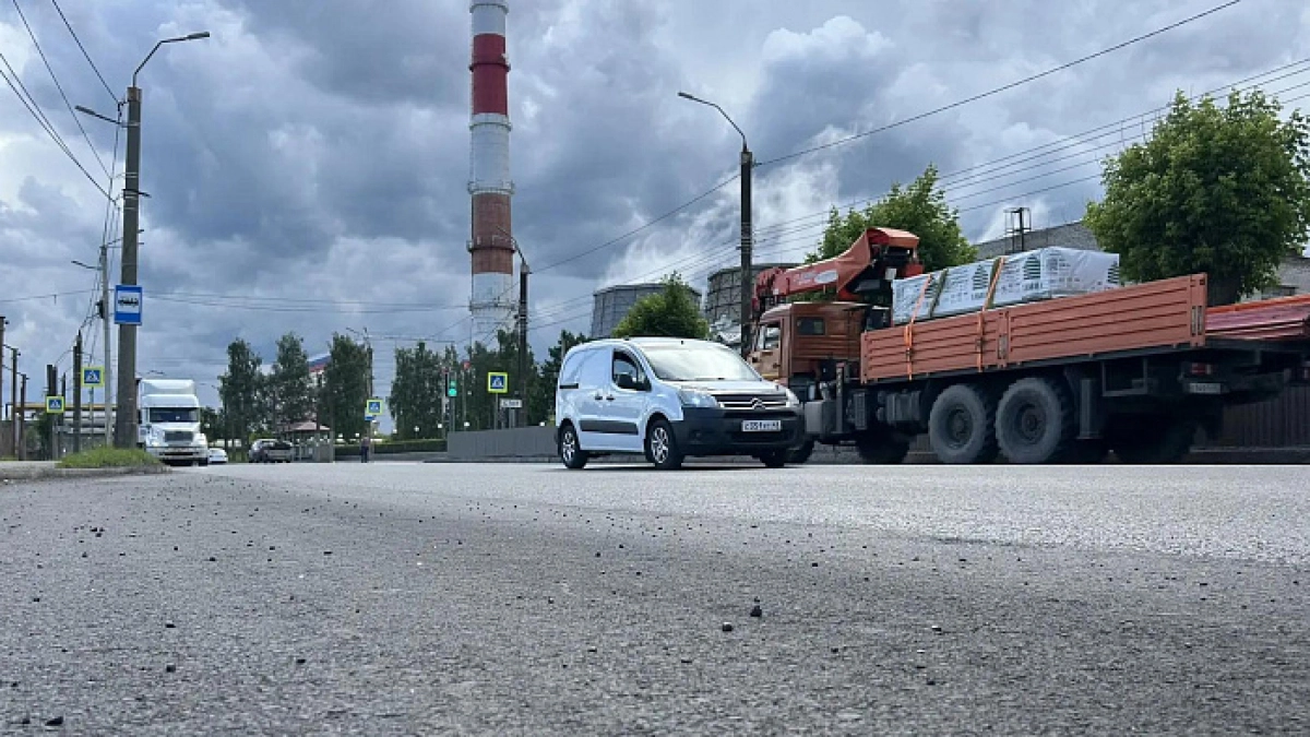 Кировчанам сообщили о ходе ремонта улиц Луганской и Лепсе и проспекта Строителей
