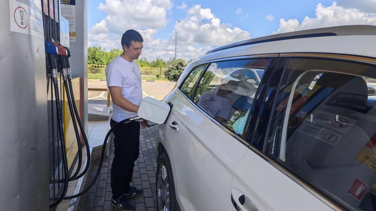 Кировстат оценил в процентах недельный скачок цен на бензин в регионе