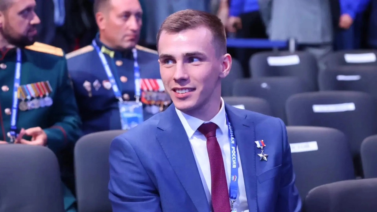 Вместе со звездами политики: кировчанин Владислав Головин — в федеральной пятерке