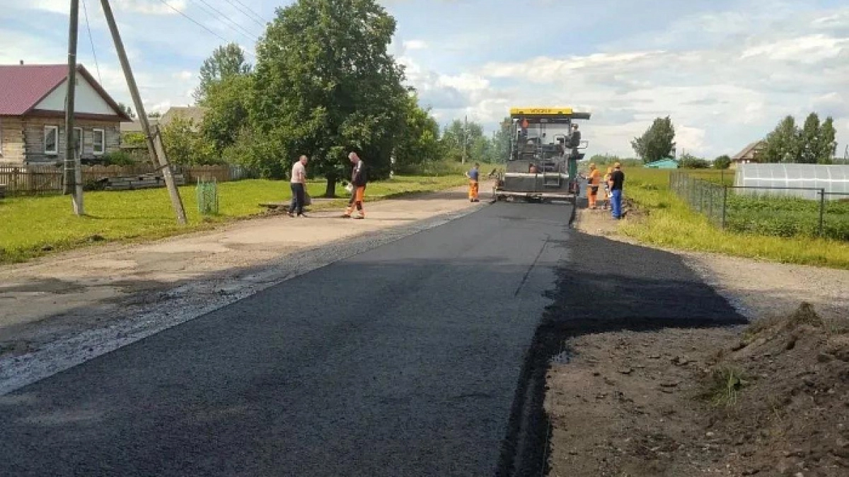 Власти Кировской области отчитались о ремонте местных дорог за три года