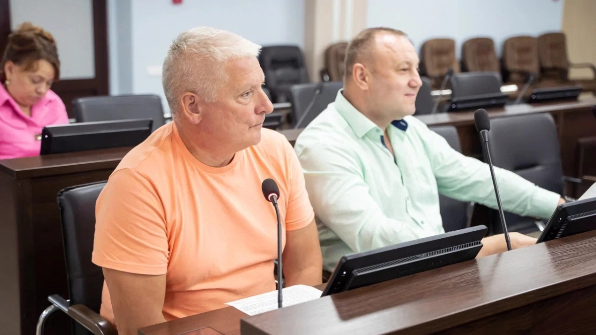 Владимир Журавлев на гордуме выступил с критикой в адрес регионального правительства