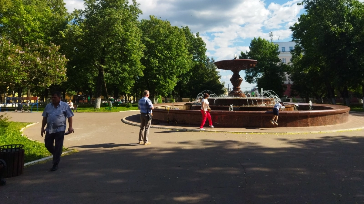В Кирове пропавшую супружескую пару застали в банке при странных обстоятельствах