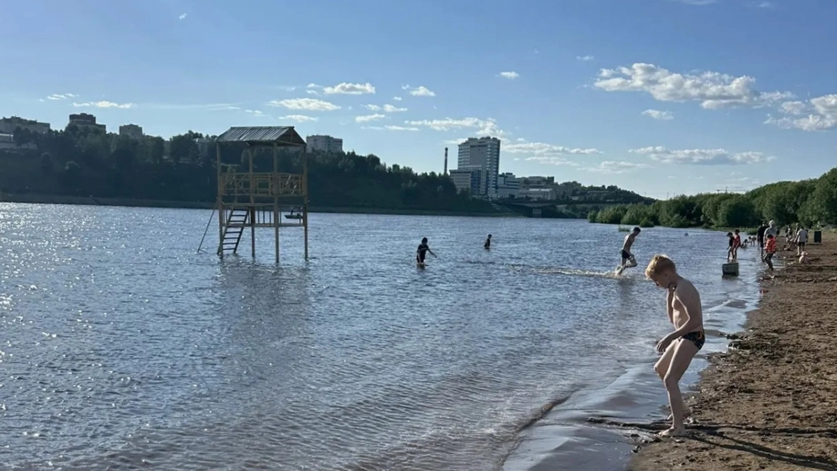 Река Вятка в Кирове поднялась до 226 сантиметров и стала опасной для купания