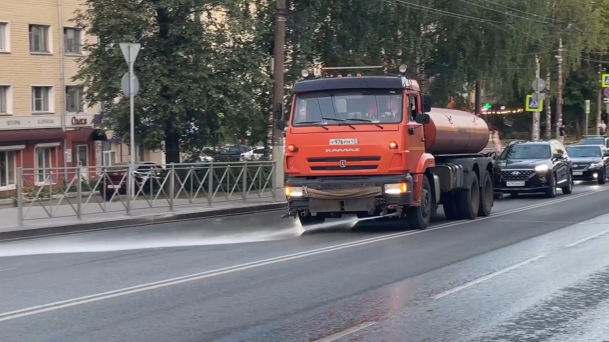 Город Киров потратит более 2 миллиардов рублей на содержание дорог и улиц