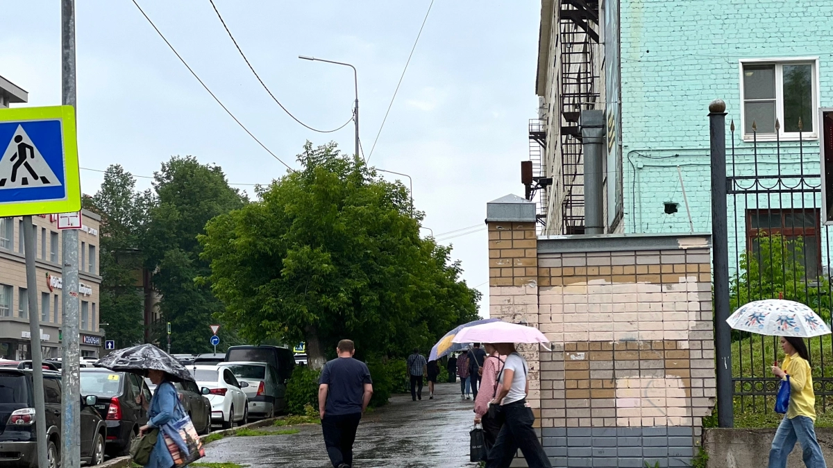 Никакой аномальной жары: синоптики пересмотрели прогноз на июль — подробности по регионам