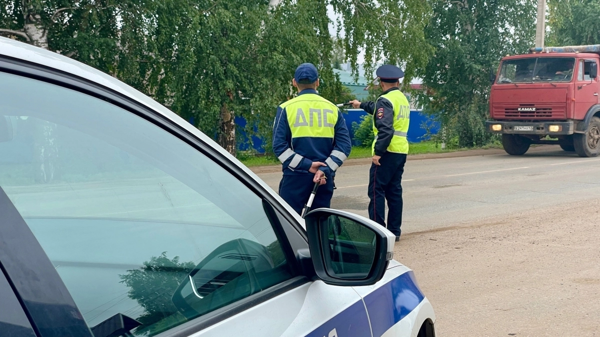 В Кирове полиция усиливает патрулирование улиц и трасс