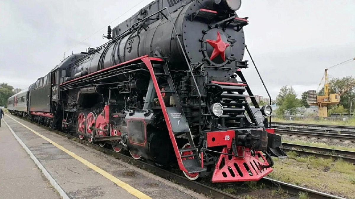 В Кировской области состоялся первый рейс ретропоезда по маршруту к православным святыням