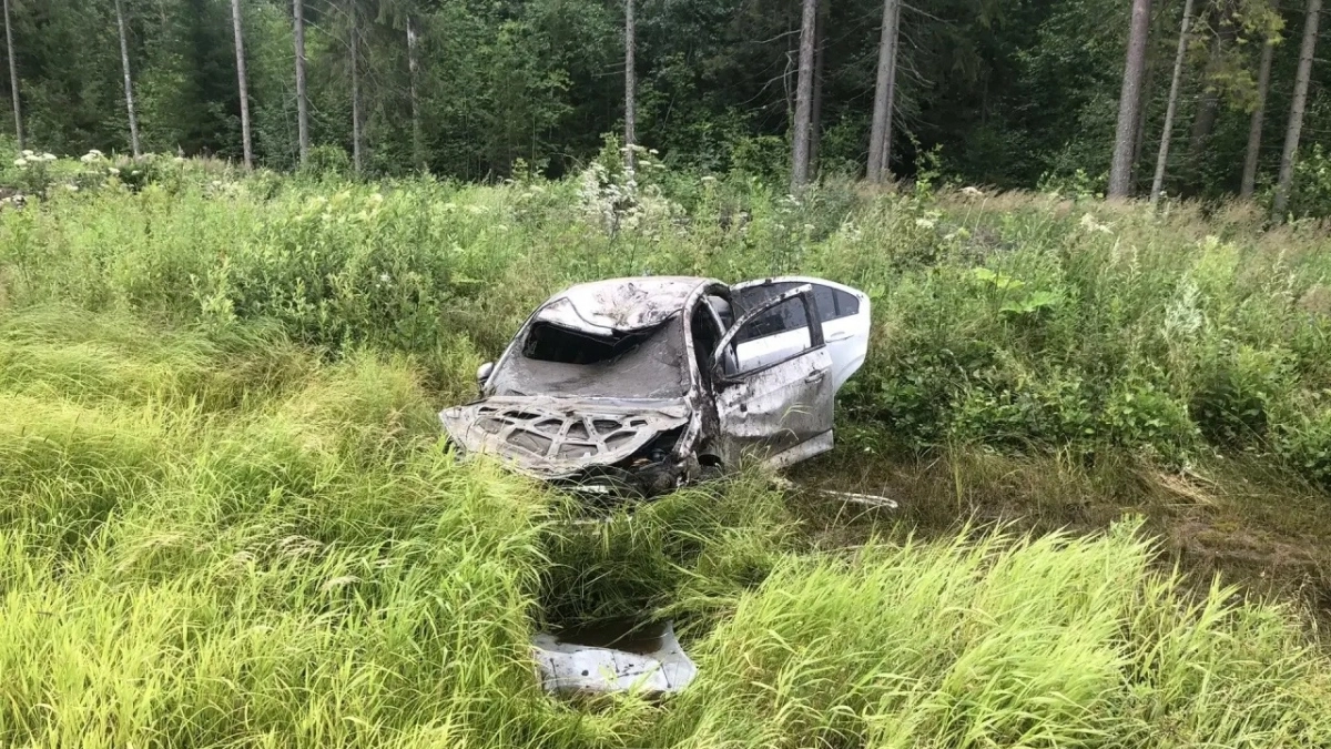 Девушка на иномарке вместе с двухлетним малышом попали в аварию под Котельничем