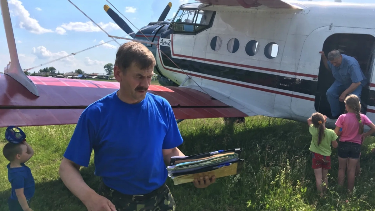"600 раз спускался с вертолета в горящий лес": история кировского ветерана авиалесоохраны